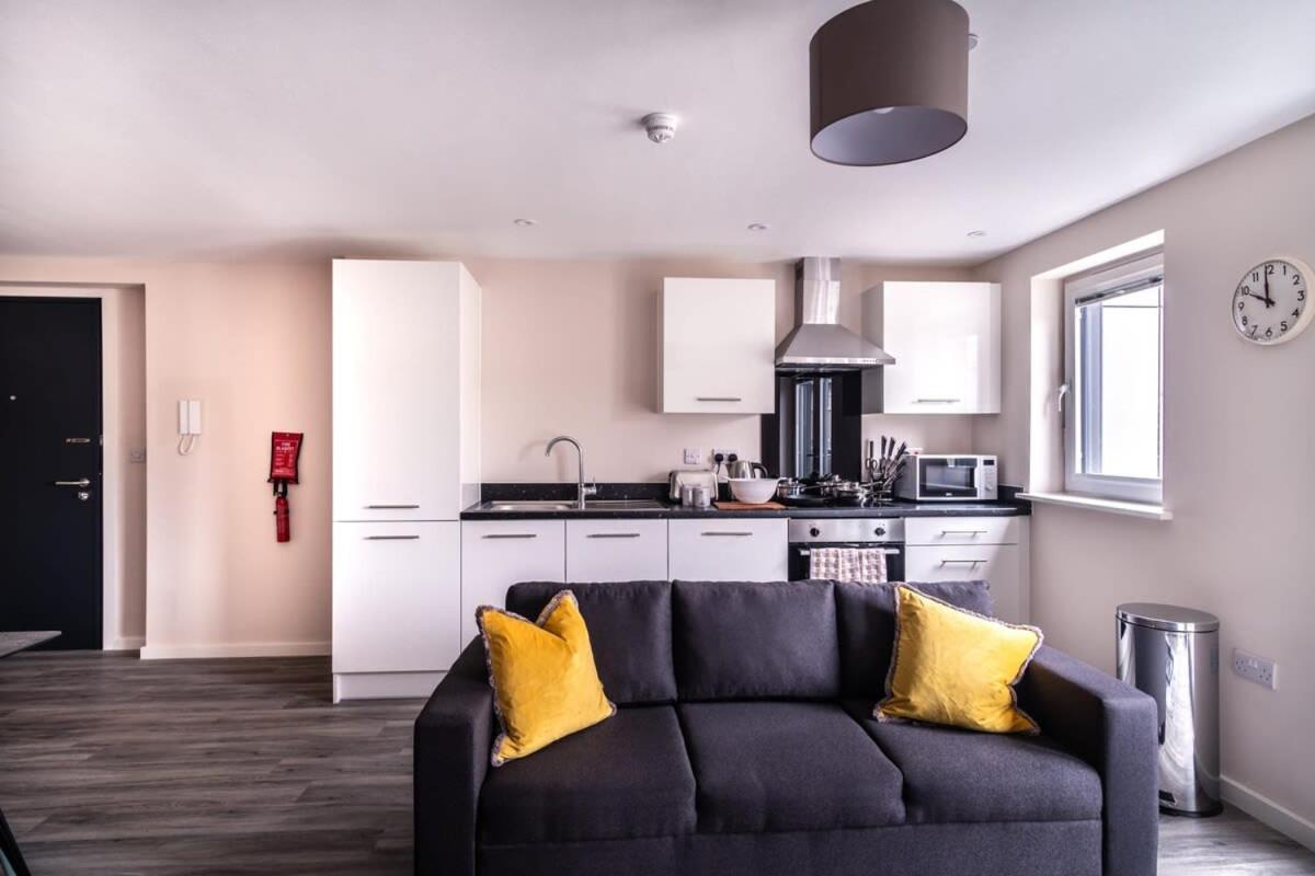 Modern & Spacious 2 Bed Apartment In Μάντσεστερ Εξωτερικό φωτογραφία