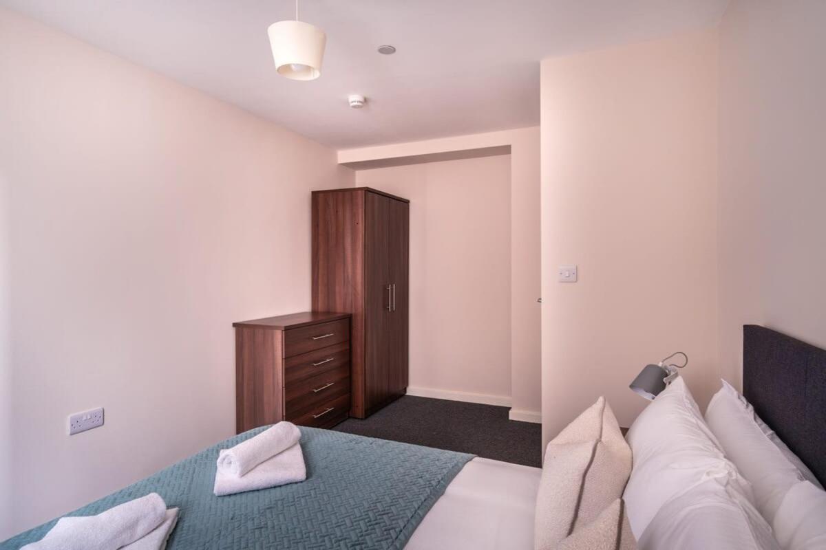 Modern & Spacious 2 Bed Apartment In Μάντσεστερ Εξωτερικό φωτογραφία